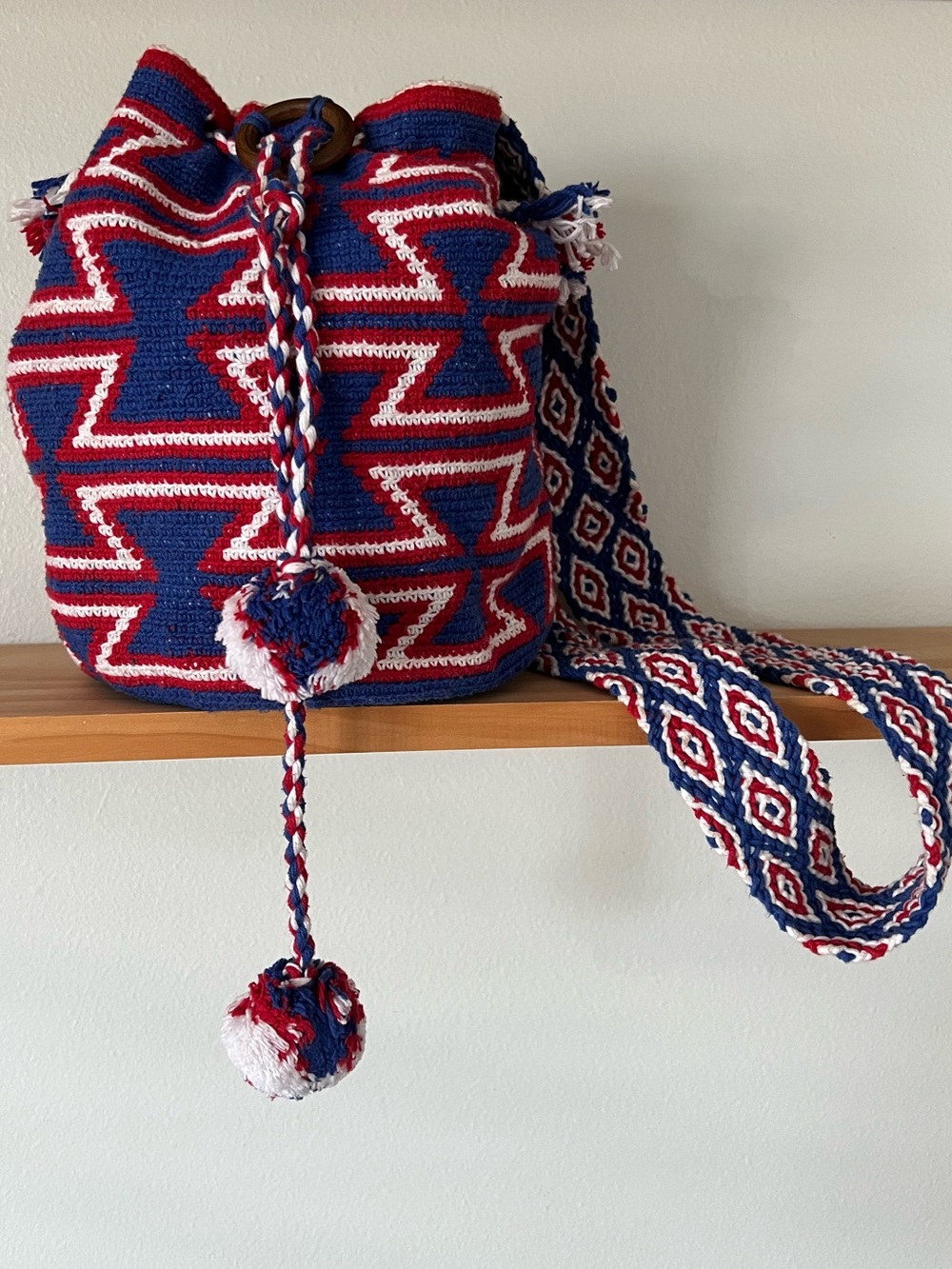 Authentic 100% Wayuu Mochila Colombian Crossbody Handmade Bag Red White Blue